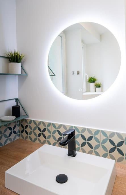 Le Contemporain, Charmant T1, Clim, Centre Ville Montpellier Bagian luar foto